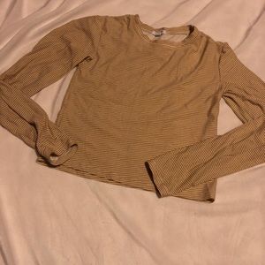 long sleeve crop top